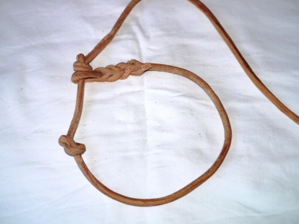 Rundlederleine - lautlose Jagdleine mit Handschlaufe